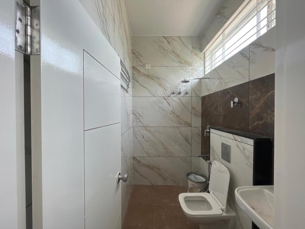 מייזור Seema Palace Inn 1 Km From Railwaystaion מראה חיצוני תמונה