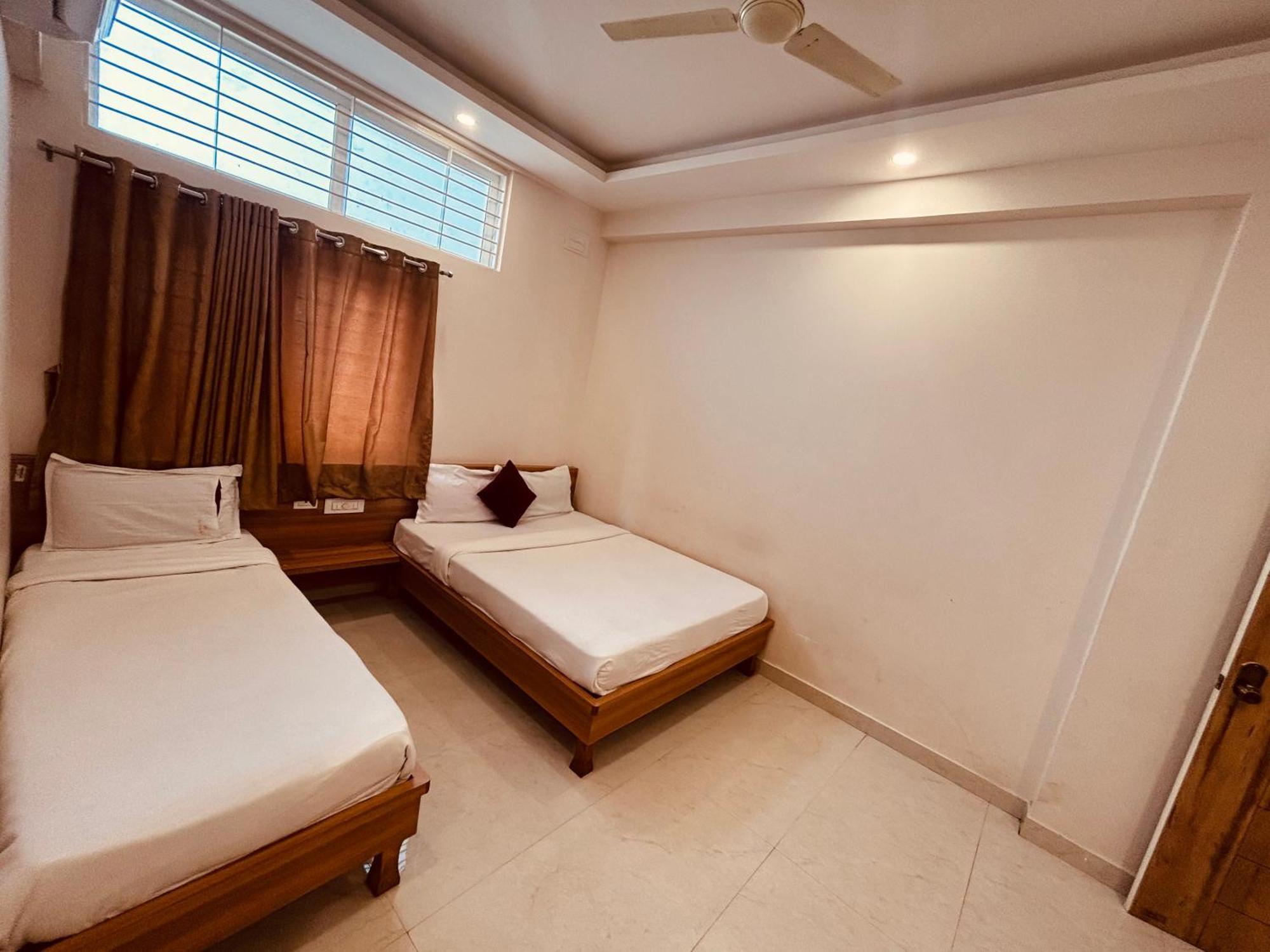 מייזור Seema Palace Inn 1 Km From Railwaystaion מראה חיצוני תמונה